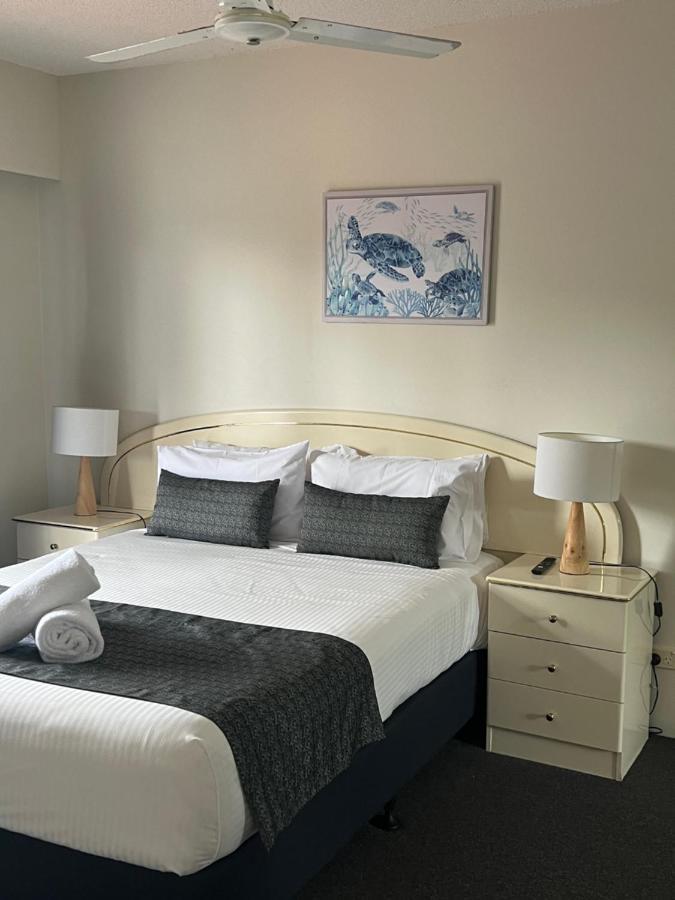 White Crest Aparthotel