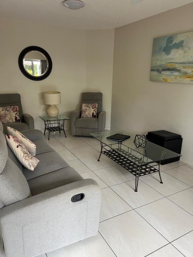 White Crest 4* Hervey Bay