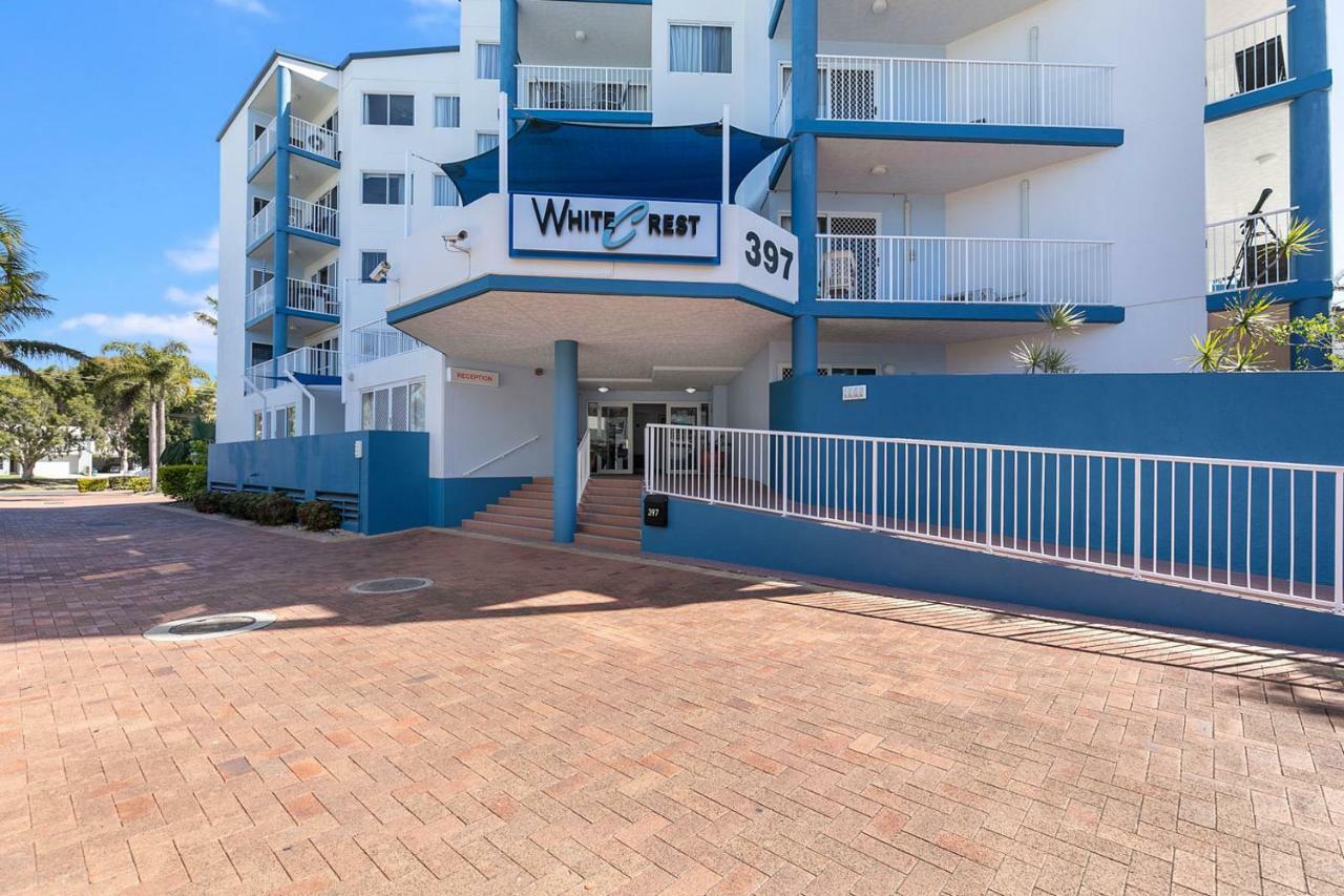 Aparthotel White Crest 4*