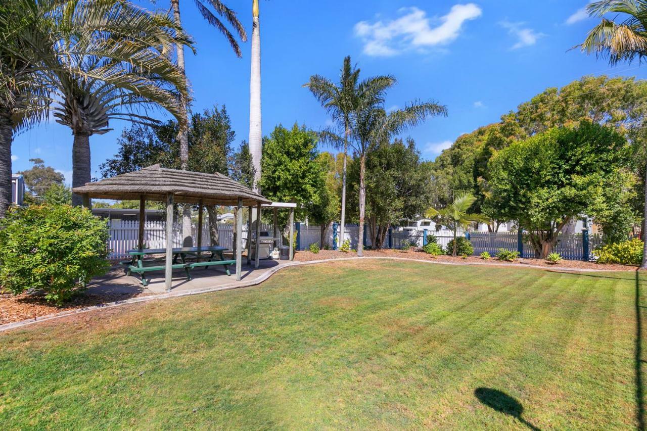 White Crest Aparthotel Hervey Bay